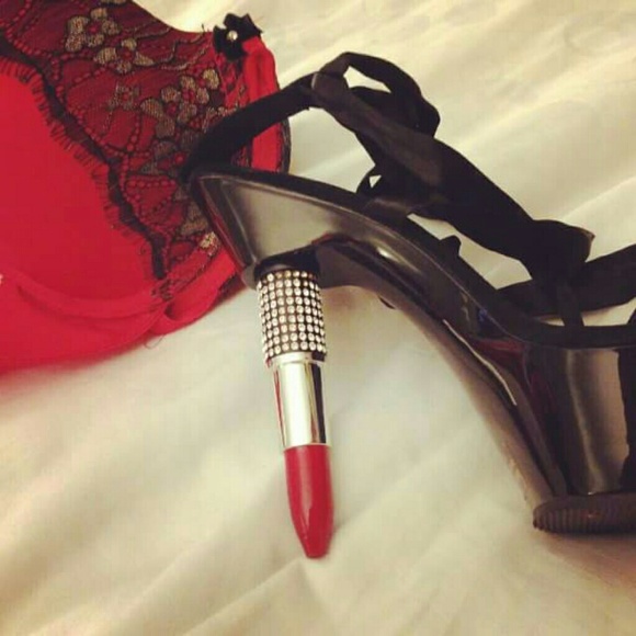 Red Lipstick Heels with diamonds*