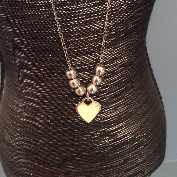 Sterling silver heart necklace - Picture 2 of 3