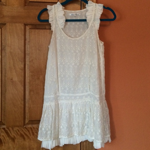 Boutique Dresses & Skirts - Lace Ivory Dress