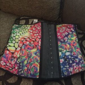 Waist trainer