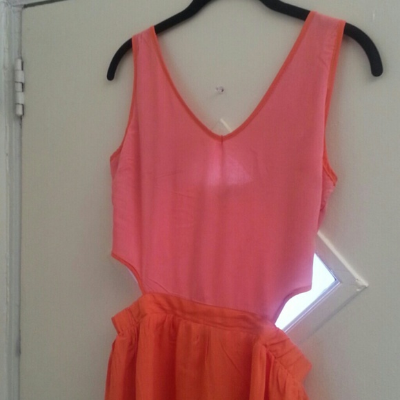 Color block. - Picture 4 of 4