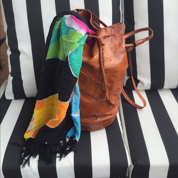 Leather duffle