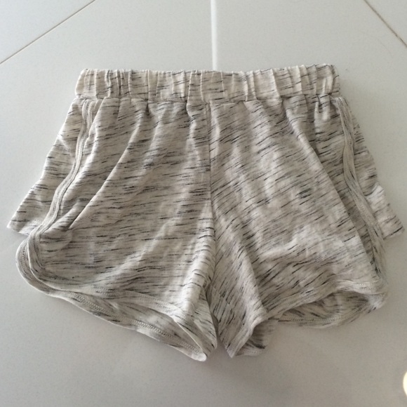 Brandy Melville shorts
