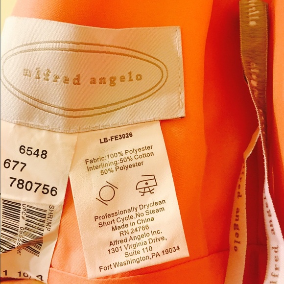 Salmon V-neck fairy tale bridesmaid dress. - Picture 3 of 4