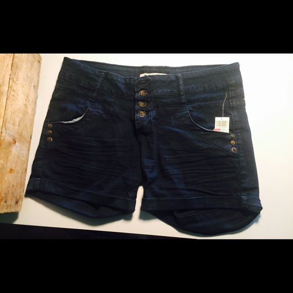 Denim - Crazy Sale ‼️Dark wash shorts