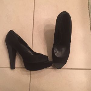 Classic black pumps