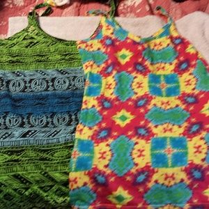 2 tank tops size XL