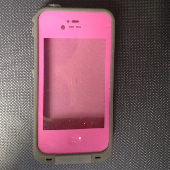 Pink iPhone 4/4s Lifeproof