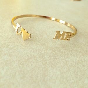 U💙ME gold bracelet