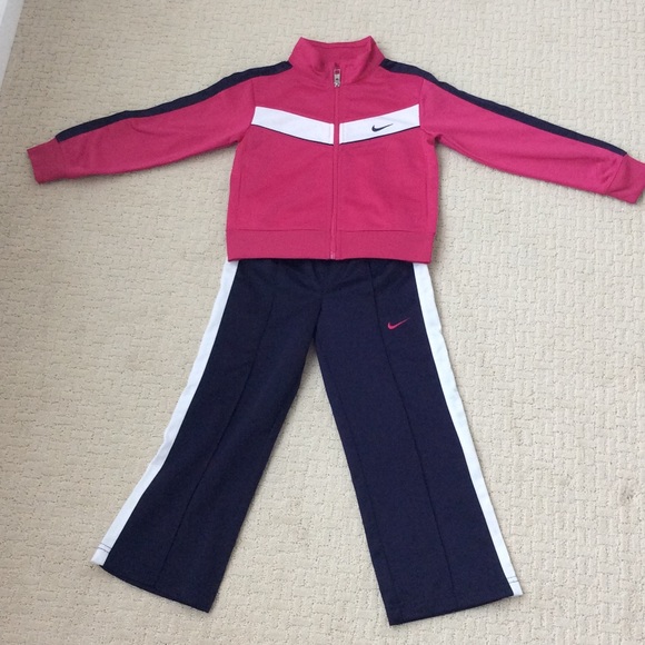 Kids Nike track suit size 5