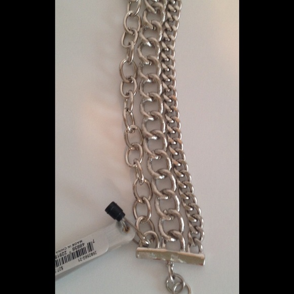 NWT Guess silver metal mixed links bracelet