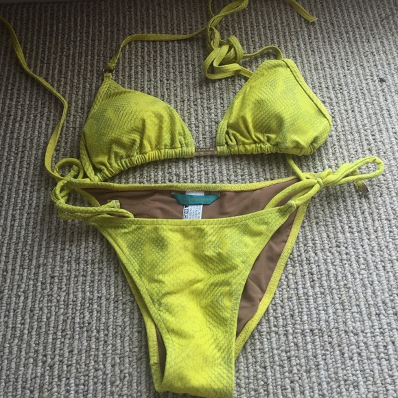 Cia maritima yellow adorable bikini .size small