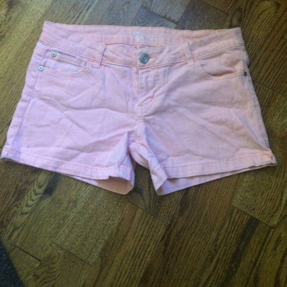 Coral high waisted shorts