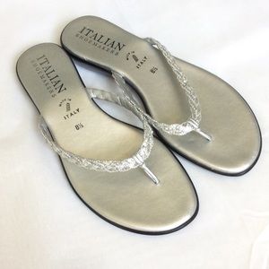 Silver flip-flops / sandals