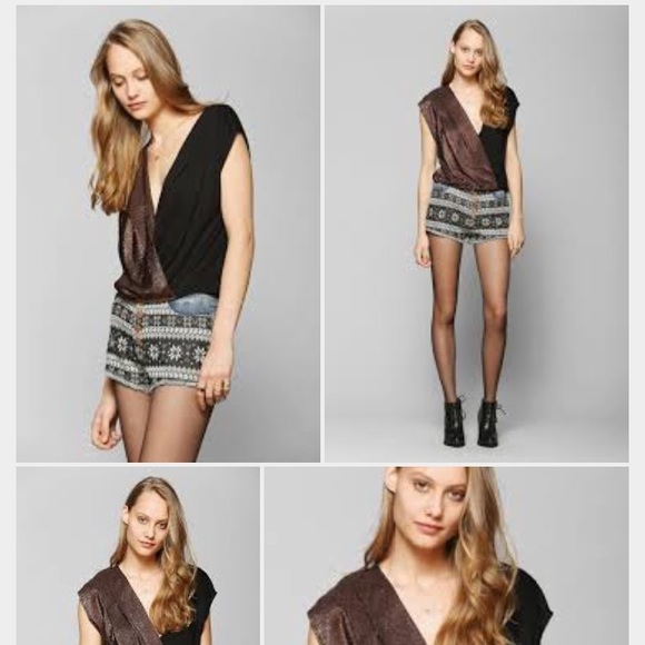 Ecote Surplice Top
