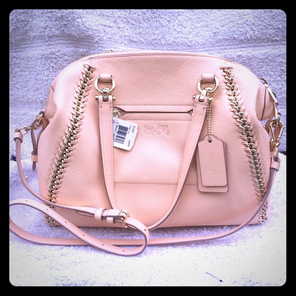 Coach Chain Zipper Shoulder Bag in Apricot New