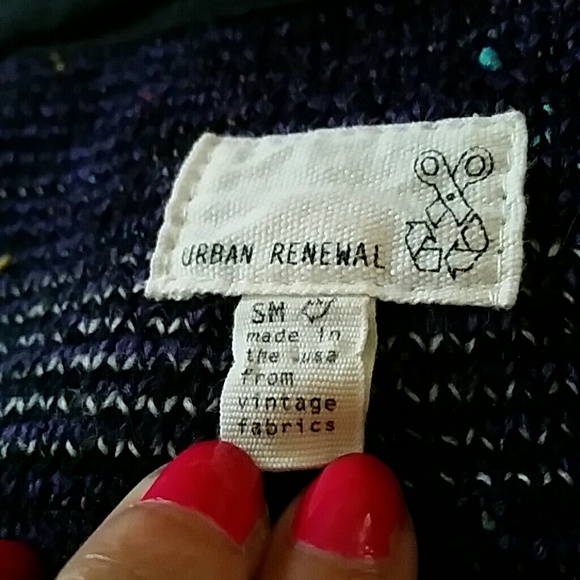 *SOLD* Urban Outfitters slouchy sweater - Picture 2 of 3