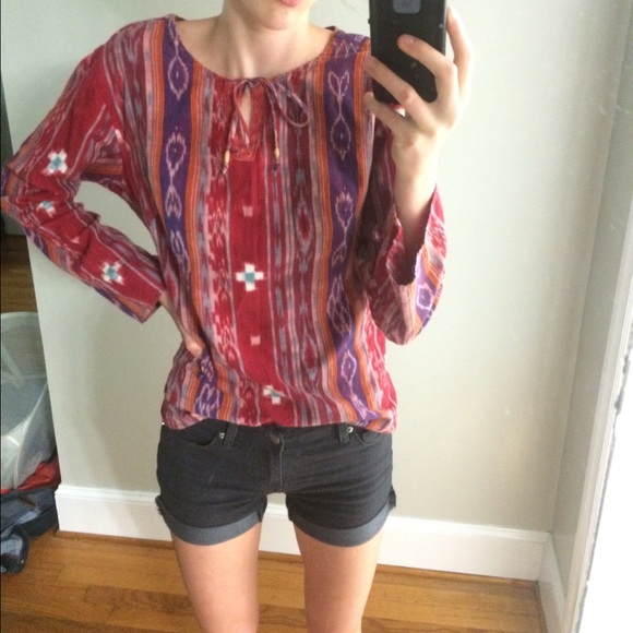 Patterned top - Picture 3 of 3