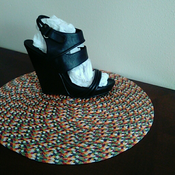 Trouve  Black Shoes