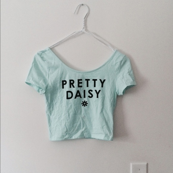 {pretty daisy h&m crop top}