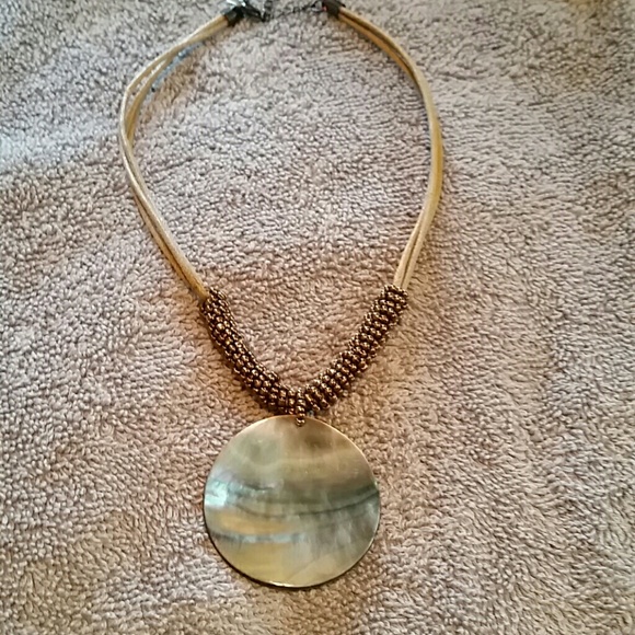 Mother of pearl necklace