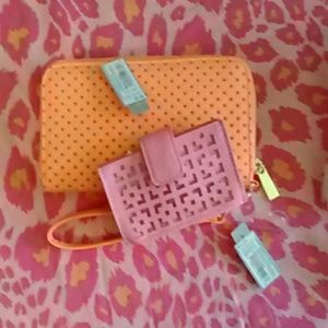 Wallet Wristlet & Credit card/Id holder
