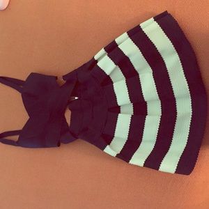 Cute party dress!