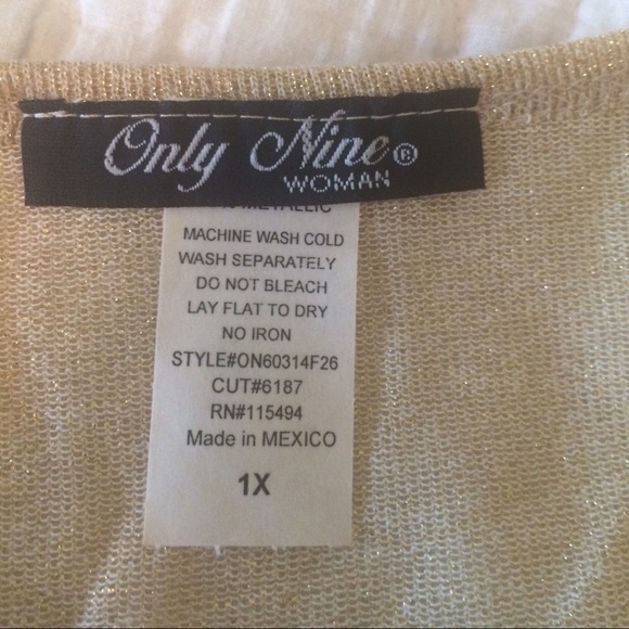 Lightweight sweater with gold shimmer - Picture 3 of 3