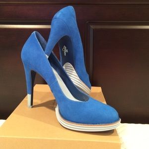 Cole Haan Lunagrand Chelsea Heels