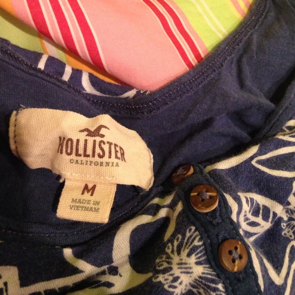 HOLLISTER TANK TOP - Picture 2 of 4