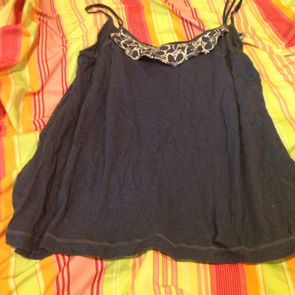 HOLLISTER TANK TOP - Picture 4 of 4