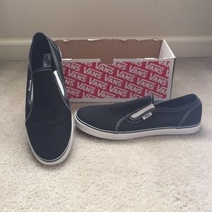 Vans - Zoey Black/White Slip-On - Women Shoes