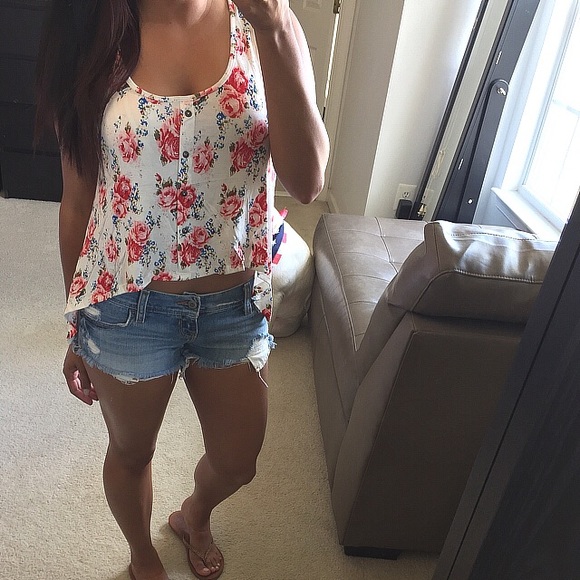 SOLD❗️ High low floral tank - Picture 3 of 3