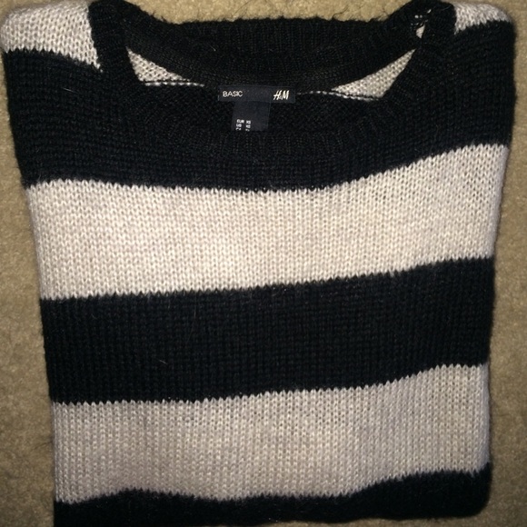 H&M Sweater