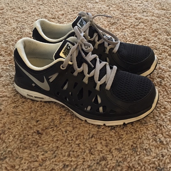 Nike sport shoes