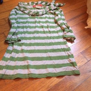 Cartonnier Anthropologie Shirt
