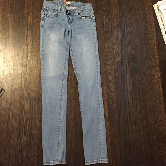 Light Washed Skinny Jeans