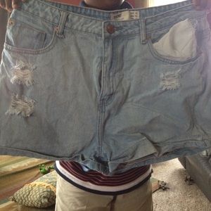 Light wash Denim Shorts
