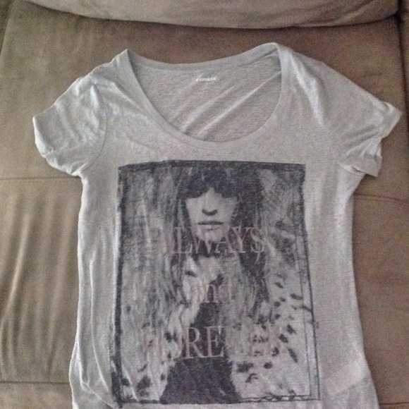 Short sleeve graphic Shirt