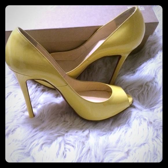 Flo 120 yellow patent
