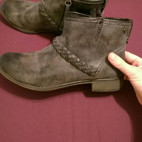 roxy boots grey