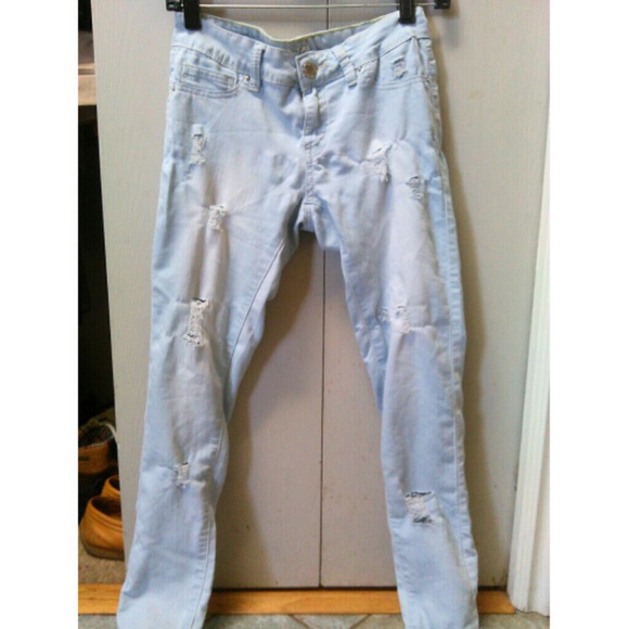 Distressed Boyfriend Jeans