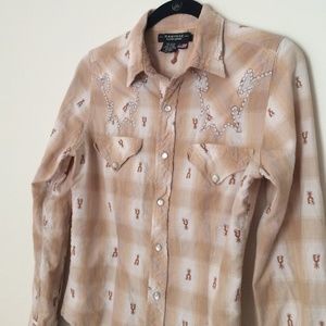 Button up long sleeve M