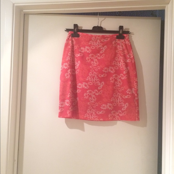 Banana Republic Daisy Print Lined Mini-Skirt Sz: 0