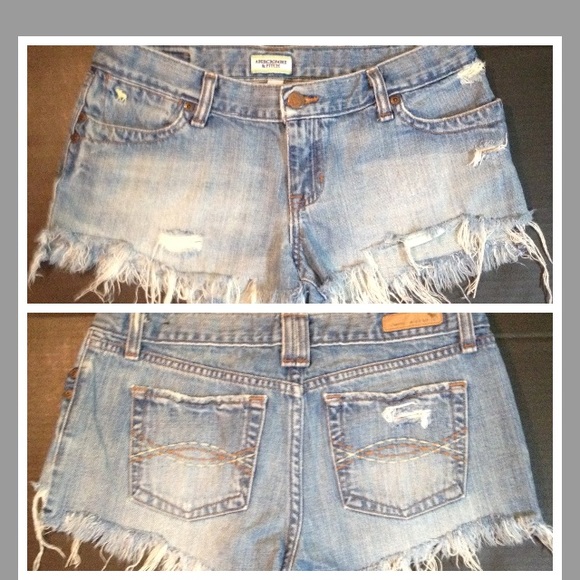 Abercrombie & Fitch sz 2 Cut Off Fringe Shorts - Picture 1 of 4