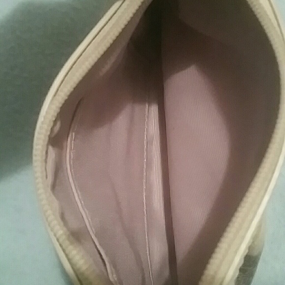 Purse - Picture 2 of 2