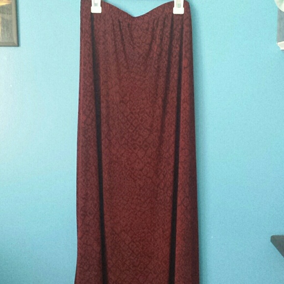 Red Snake Maxi Skirt - Picture 1 of 2