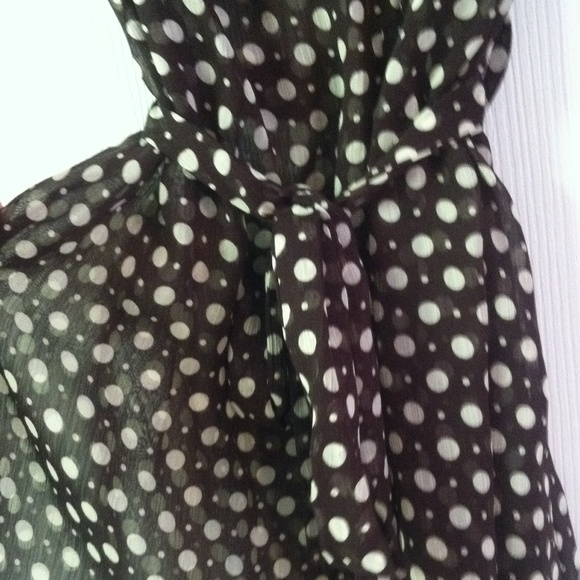 Polka dot shirt sold in bundle - Picture 2 of 3