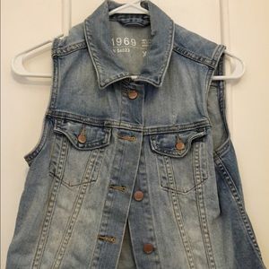 Gap light denim vest