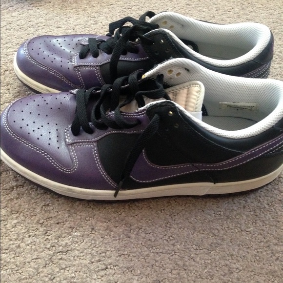purple Nike shoes size 9.5